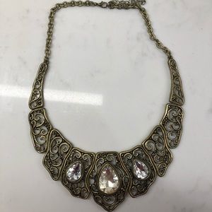 Statement necklace
